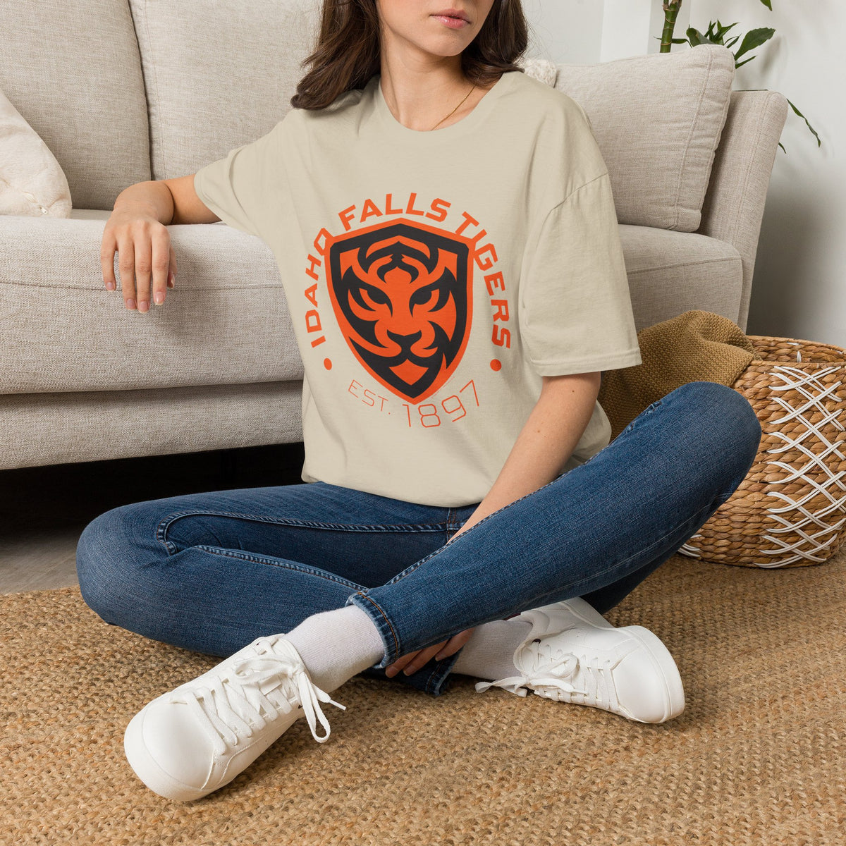 Idaho Falls High School Tigers T-Shirt | circle graphic